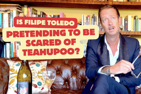 Chas Smith discusses Filipe Toledo's fear of Teahupoo