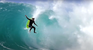 Surfer wipes out at biggest ever Snapper Rocks