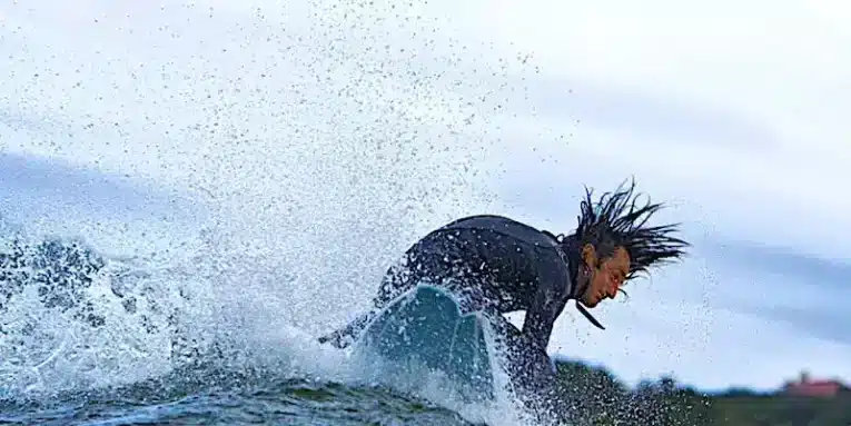 Derek Hynd on finless board