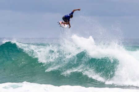 Mitch Parkinson surfing Aragum Bay, Sri Lanka