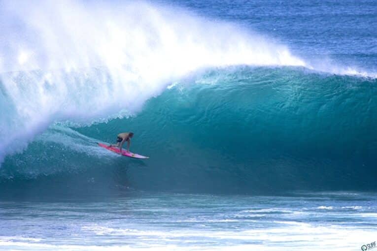 Distressed shoe maker Vans capitulates to pressure and invites elderly Jamie O’Brien into Pipe Masters