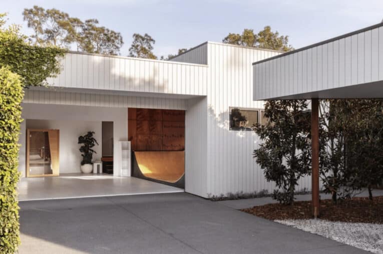 $5 Million Hopes For Mick Fanning’s Surf-And-Skate Beach Shack After House Goes Viral Online! 2 Mick fanning beach shack