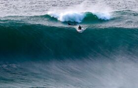 Ivan and Nathan Florence surf mysto big wave