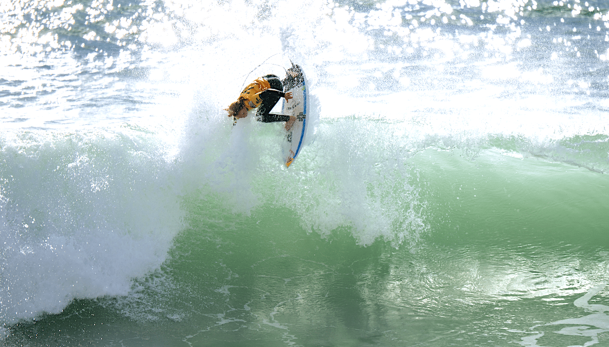 Chat live, sling barbs, make new pals, day two, Rip Curl Pro Portugal