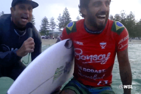 Filipe Toledo wins Gold Coast Bosoy Pro