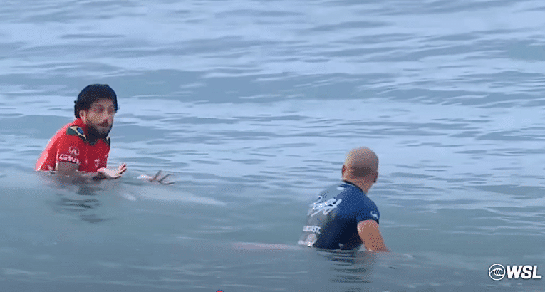 Reason for Filipe Toledo’s “submissive hand jive” in explosive Gold Coast Pro final revealed!