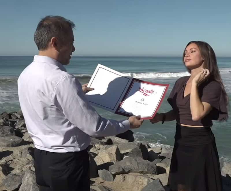 Benita Karo declared Hero of California after rescuing surfer with smashed noggin